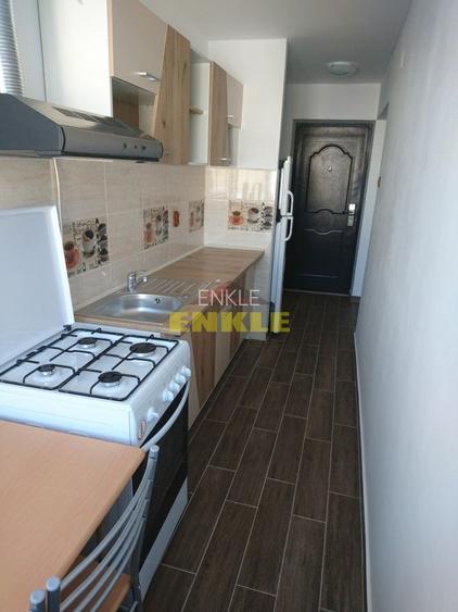 Garsoniera mobilata si utilata, zona Bucovina, renovata, 260 euro - 2