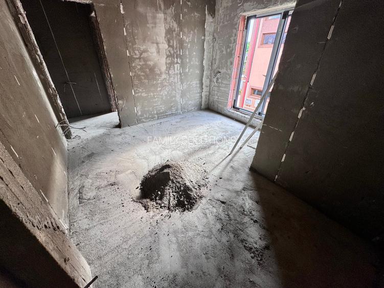 Ocazie! Case P+1+Pod. 4 cam. Util 100mp. Teren 200mp. Complex inchis - 15