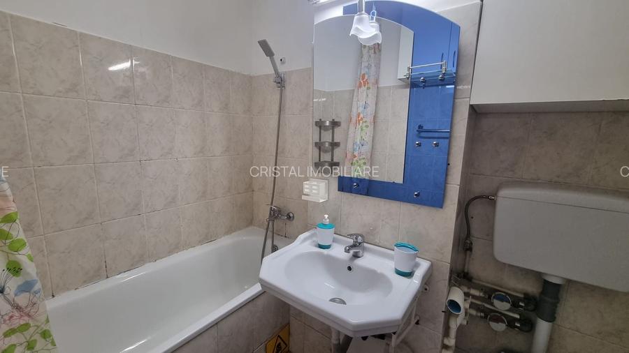 Vanzare Apartament 2 Camere Stradal pe Bd. Mircea Voda - 12