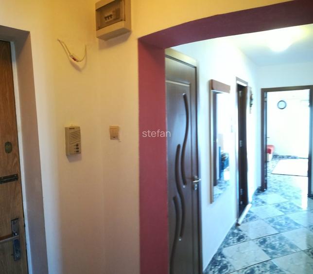 Propietar, inchiriez apartament, 2 ,utilat si mobilat ,zona Tei ,prefer cuplu . - 2