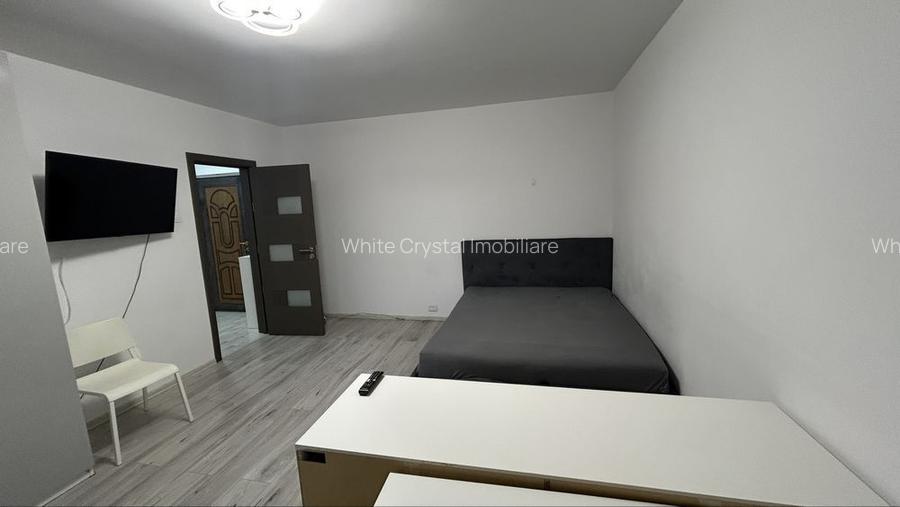 Închiriez garsonieră modernă, Mall Vitan, spațioasă, decomandată - 2