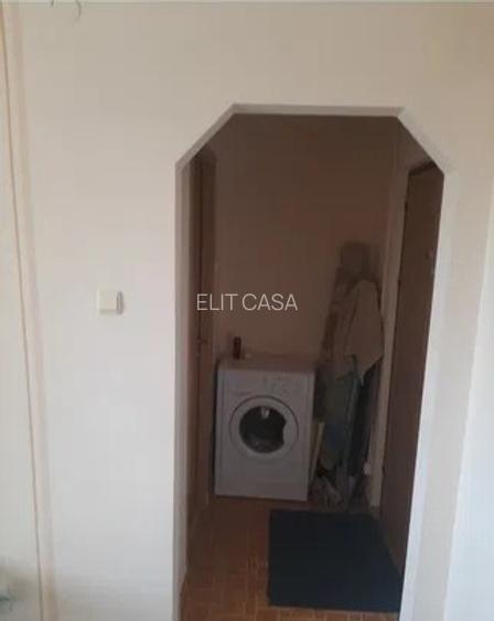 Garsoniera, zona Podu Ros - 4