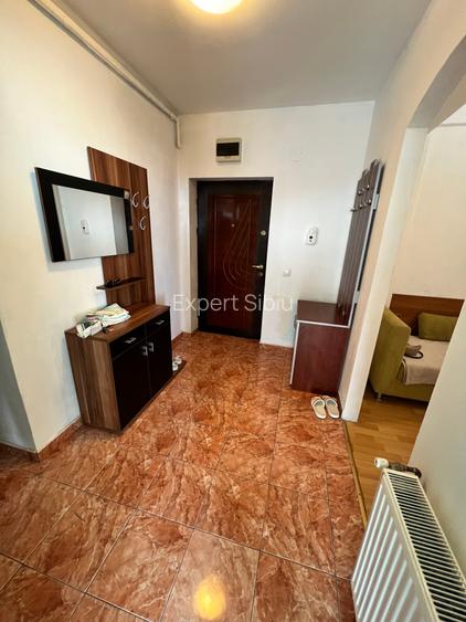 INCHIRIEZ apartament 1 camera spatios, zona Terezian - 7