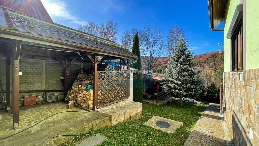 Casa utilata , refugiul perfect la poalele muntelui Semenic!  - 37