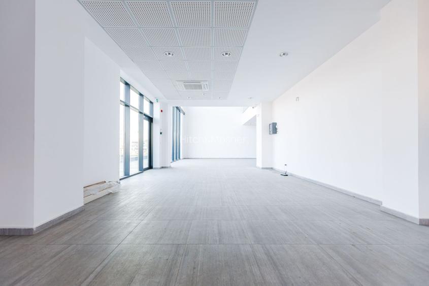 Spațiu comercial de vânzare în zona Complexul Studentesc - 2