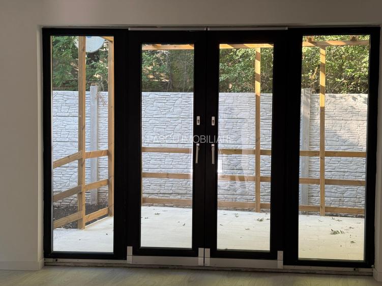 Metrou,Eroii  Revolutiei  PADESUL Vila 2024 ,Finisaje lux ,BINE CONSTRUITA 6 cam - 10