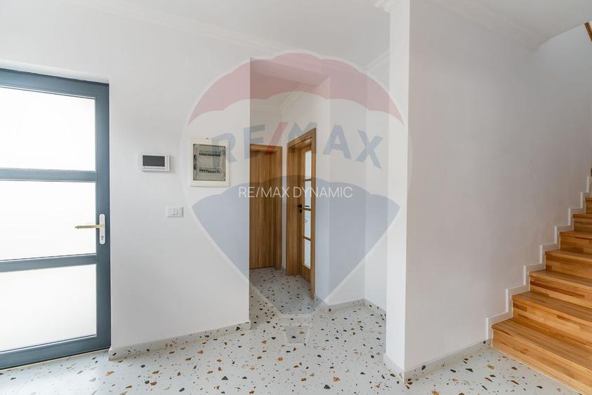 Casa eleganta si spatioasa - in complex privat, zona centrala Arad - 12