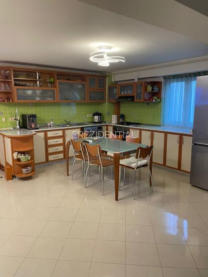 Apartament - 3 camere - decomandat-Str. Matei Basarab - 12