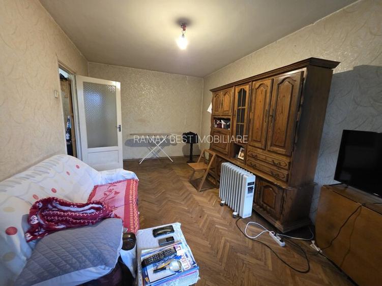 Piata Muncii, 5 minute metrou, chiar pe Basarabia, stradal, vedere spate - 3