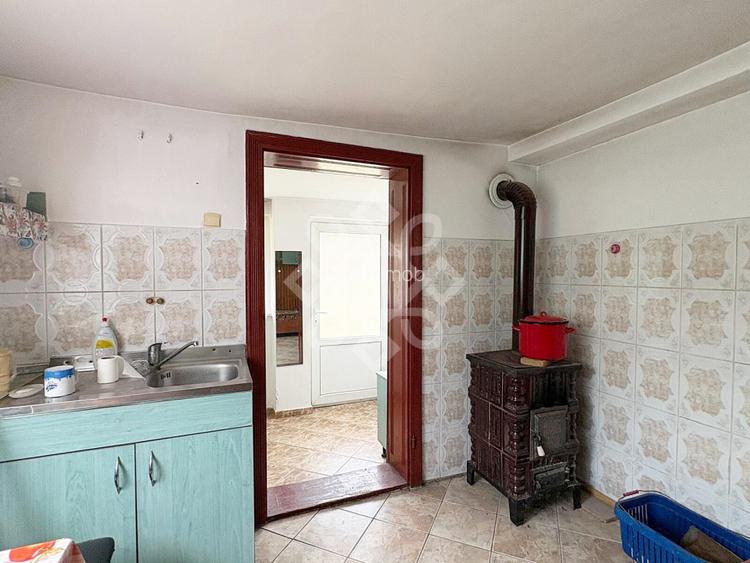 Casa si spatiu de productie in Iosia, teren 839 mp - 19