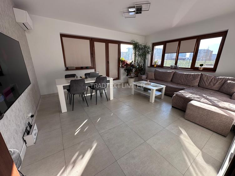 Penthouse . 350 mp. - 2