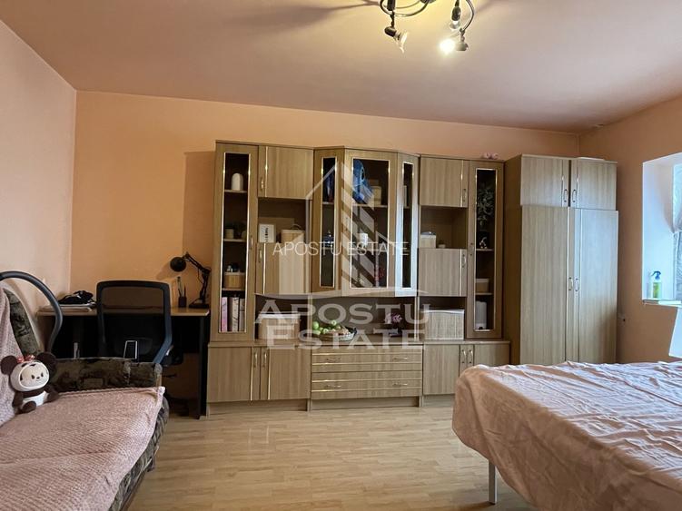 Apartament cu o camera Intrarea Peru Steaua etaj 2 - 5