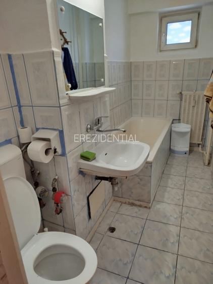 Garsoniera decomandata – Piata Victoriei - 9