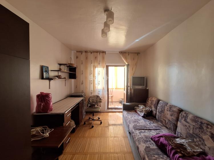 Super pret - 3 camere, decomandat, 2 bai, 73 mp utili - Buziasului - 10