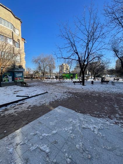 spatiul comercial  prin destinatie,  - 7