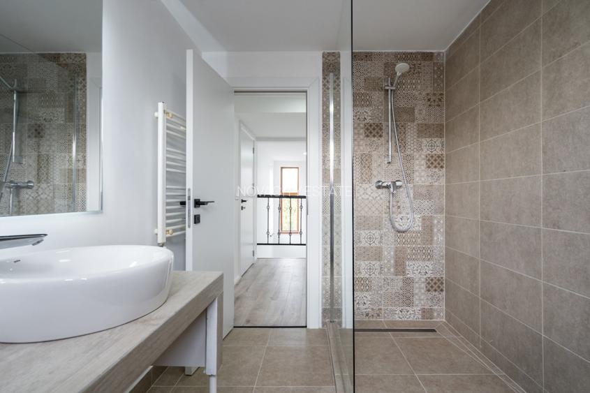 IANCU NICOLAE - AMFITEATRU RESIDENCE, 350 MP, 7 DORMITOARE, 5 BAI, 650 TEREN MP - 27