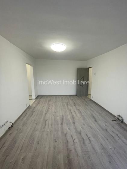 Dambovita- Flavia | 2 Camere | Renovat Complet | Bloc Izolat. - 3