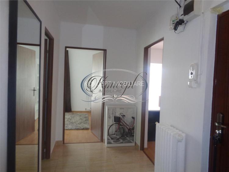 Apartament spatios cu parcare, zona Spitalului de Recuperare - 14