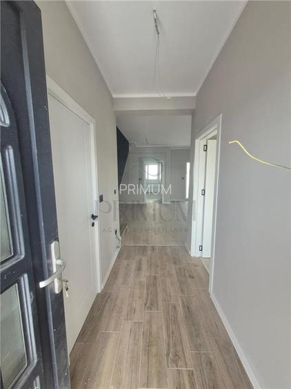 DUPLEX PREMIUM -   Despartit prin camera Tehnica  - bucatarie inchisa -  2 Front - 6