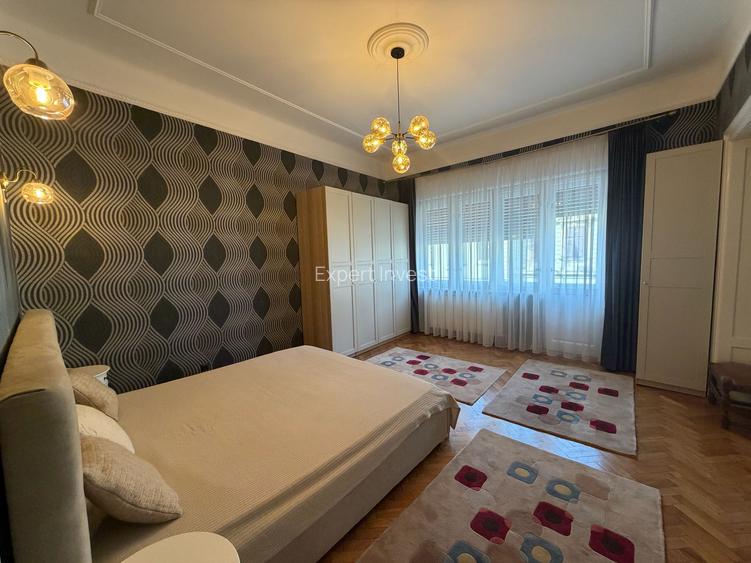 Apartament la casa - 105 mp - 3 camere - garaj - Ultracentral - 5