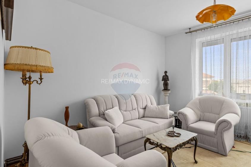 Apartament spațios de vânzare în zonă selectă -Strada Mozart - 10