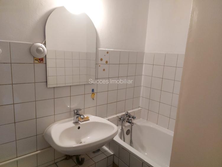 UNIRII-SPLAI,CAMERA DE COMERT,GARSONIERA 42 MP,MOBILATA MODERN,400 EURO - 11