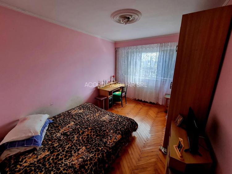 Gara mangaliei-apartament 2 camere decomandat 52 mp - 13
