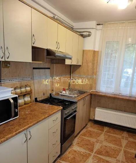 3 Camere de inchiriat | Brancoveanu | Metrou | Centrala | Mobilat }| Utilat - 6
