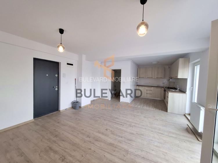 Spatiu de birou 62.5 mp + terasa 32 mp, parcare - 4