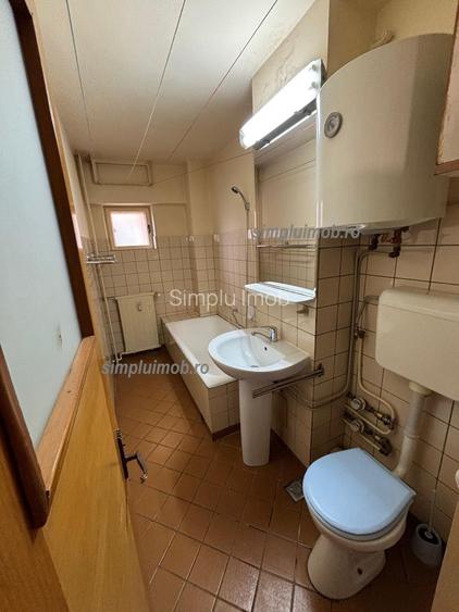 Decomandat 3 Camere Central Decebal - 22