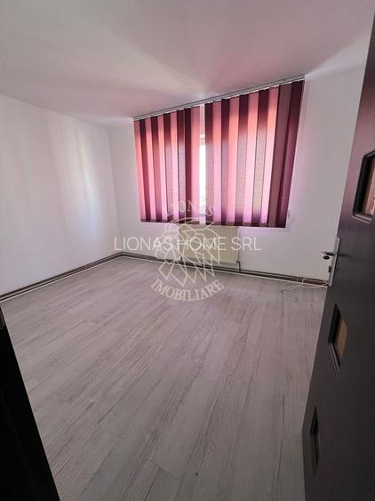 Apartament 3 camere 67 mp-balcon-etaj 3-Zona Andrei Muresanu - 4