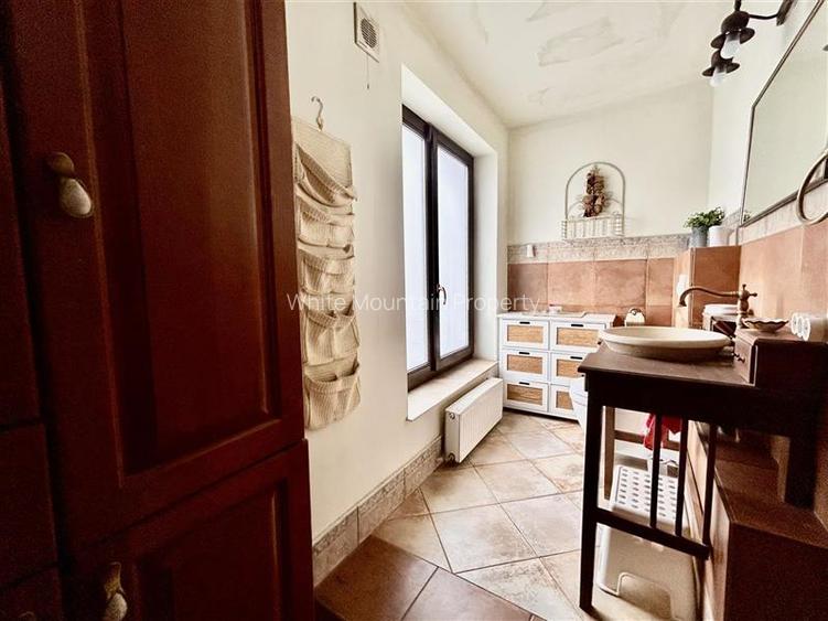 Vila spatioasa de inchiriat – 11 camere – Centrul Civic, Brasov | Ideala locuint - 17