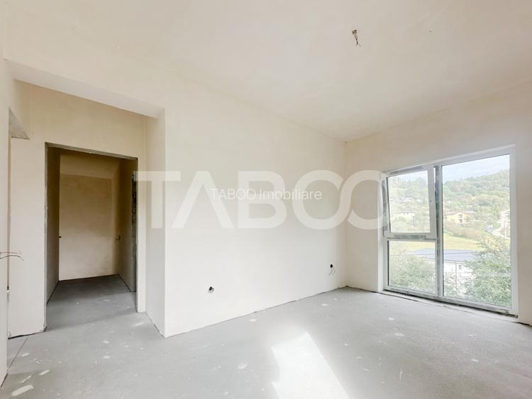 Vanzare duplex premium garaj pentru 2 masini chiar la intrare Tauti - 7