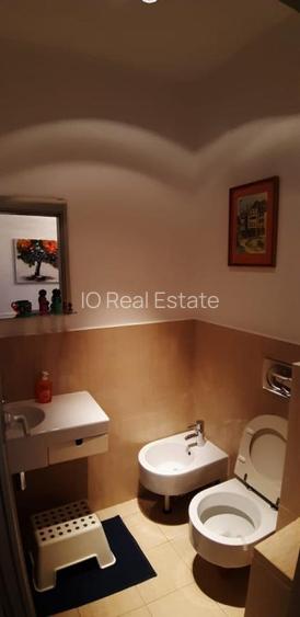 VANZARE APARTAMENT SPATIOS 3 CAMERE/TERASA 27MP/MOBILAT SI UTILAT/ZONA LINISTITA - 9