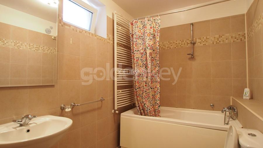 Apartament cu 3 camere langa parc, garaj - 9