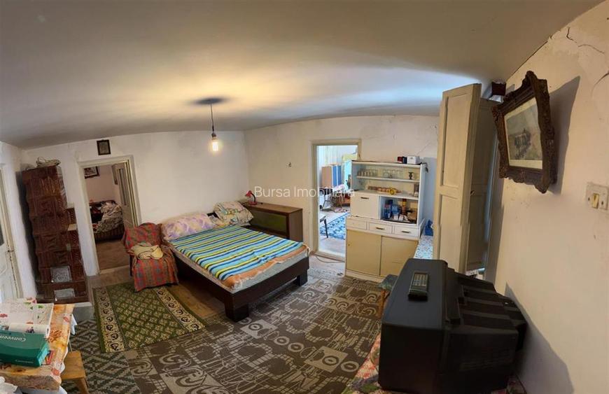 CASA CARAMIDA 5 CAMERE SI 5588MP INTRAVILAN , DESCHIDERE LA 2 STRAZI - 5