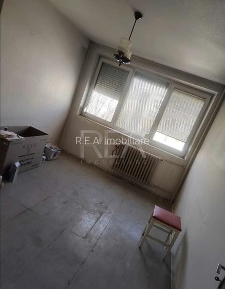 2 camere, et 9/10, bloc tip R,  52 mp- Drumul Taberei - 2