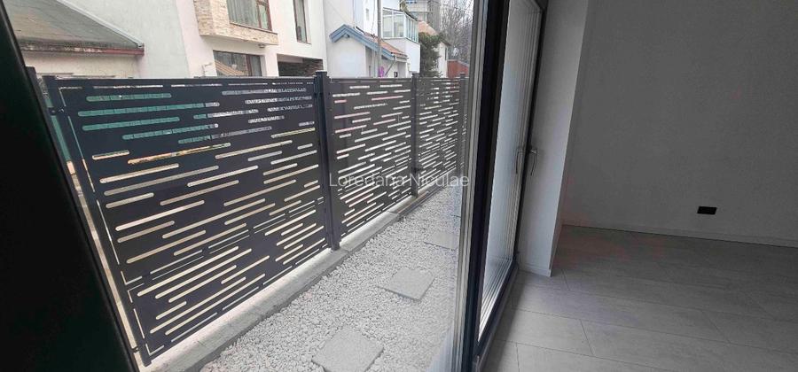ZONA EXCLUSIVISTA , VILA NOUA LANGA DOMENIUL MARTISOR , DELTA VACARESTI ,INTRARE - 9