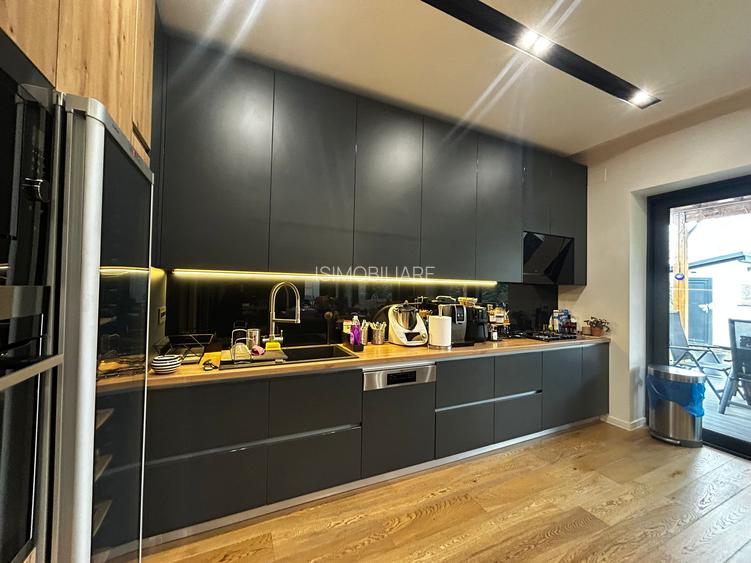 Casa Vila Otopeni Odai central De Vanzare, 5 camere - 15