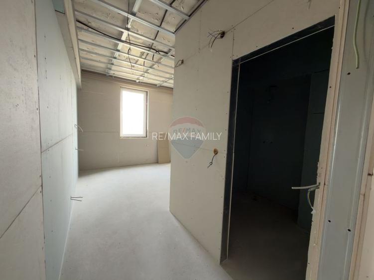 Hotel*** cu 48 camere de vânzare Calea Borsului/CT Park/ CET - 15