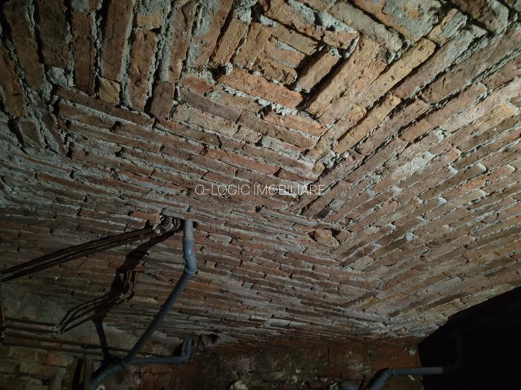 Casa 5 camere libera la vanzare SACELE - ELECTOPRECIZIA - 23