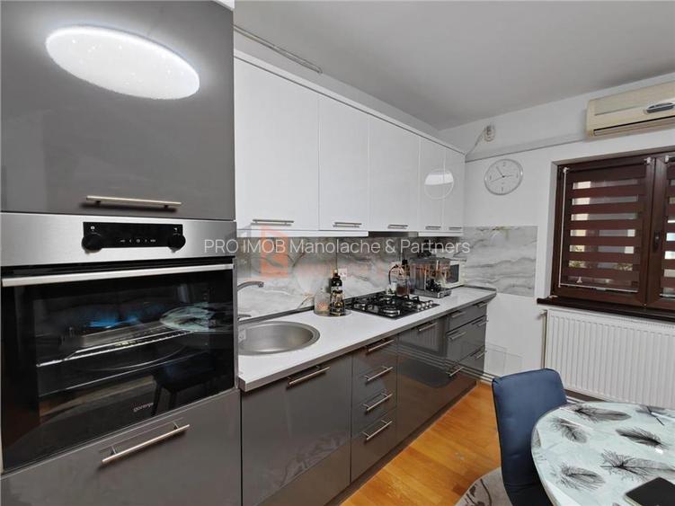 Apartament 3 camere cf 1 semidecomandat zona Crang - 4