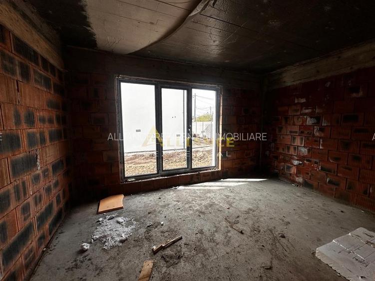 Vila individuala 5 camere ~ 3 bai ~  Teren 300 mp - 7