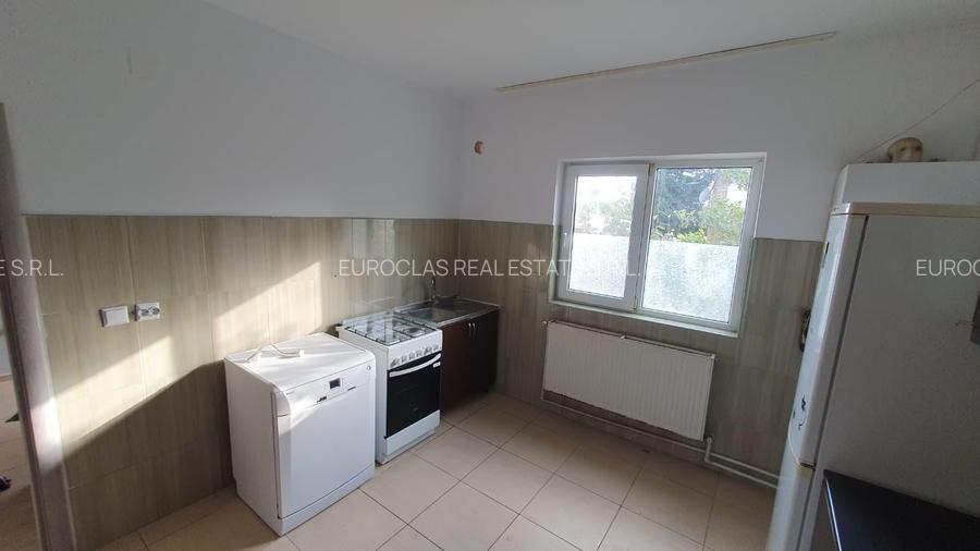 Vila 4 camere - P+1+M - 700 euro/luna (Cod E2+E7) - 13