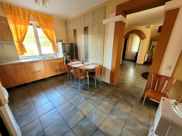 ROANDY-Vila impozanta zona Republicii - 2