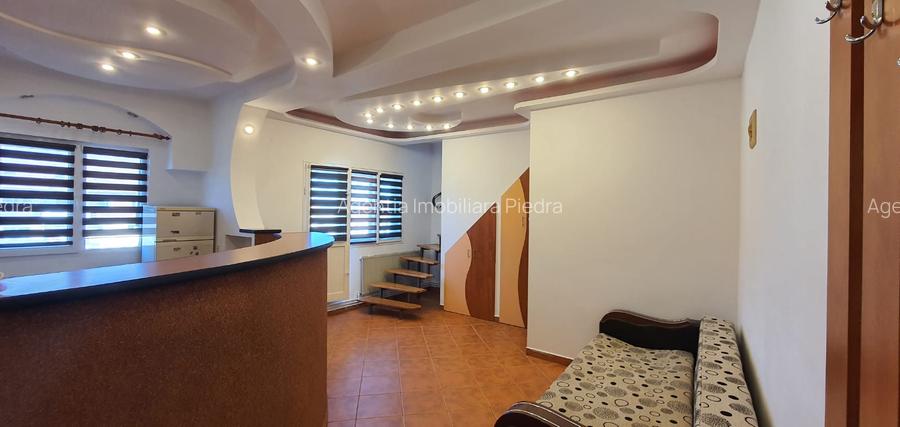 Vand apartament de 2 camere,la mansarda, etaj 5,situat in Valea Aurie,50m+balco - 2