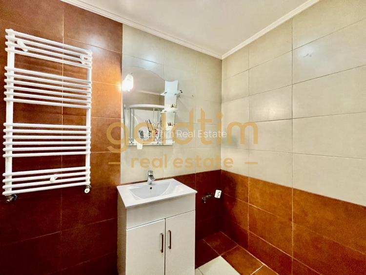 SPATII GENEROASE/ TERASA 33 mp/ SPATII DEPOZiTARE - 21