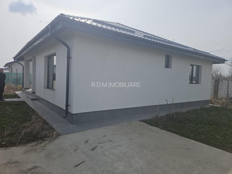 Casa individuala de vanzare-Domnesti - 3
