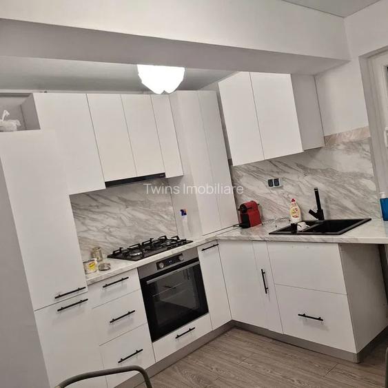 THEODOR PALLADY | 2 CAMERE | CENTRALA | METROU - 3