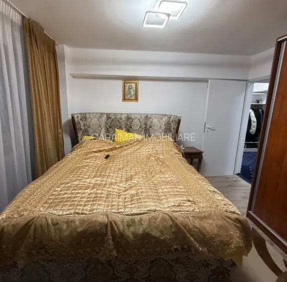 PANTELIMON, LANGA MEGA MALL, - 11